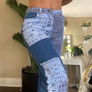 BANDANA PRINT DENIM